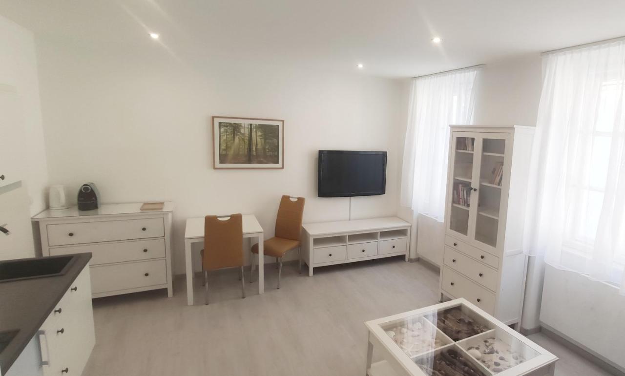 וינה Gemuetliche Zweiraumwohnung In Ruhelage מראה חיצוני תמונה