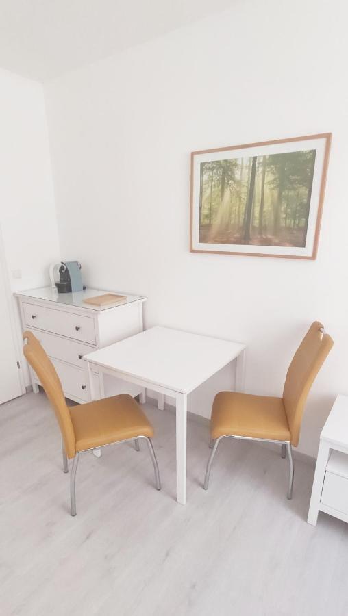 וינה Gemuetliche Zweiraumwohnung In Ruhelage מראה חיצוני תמונה