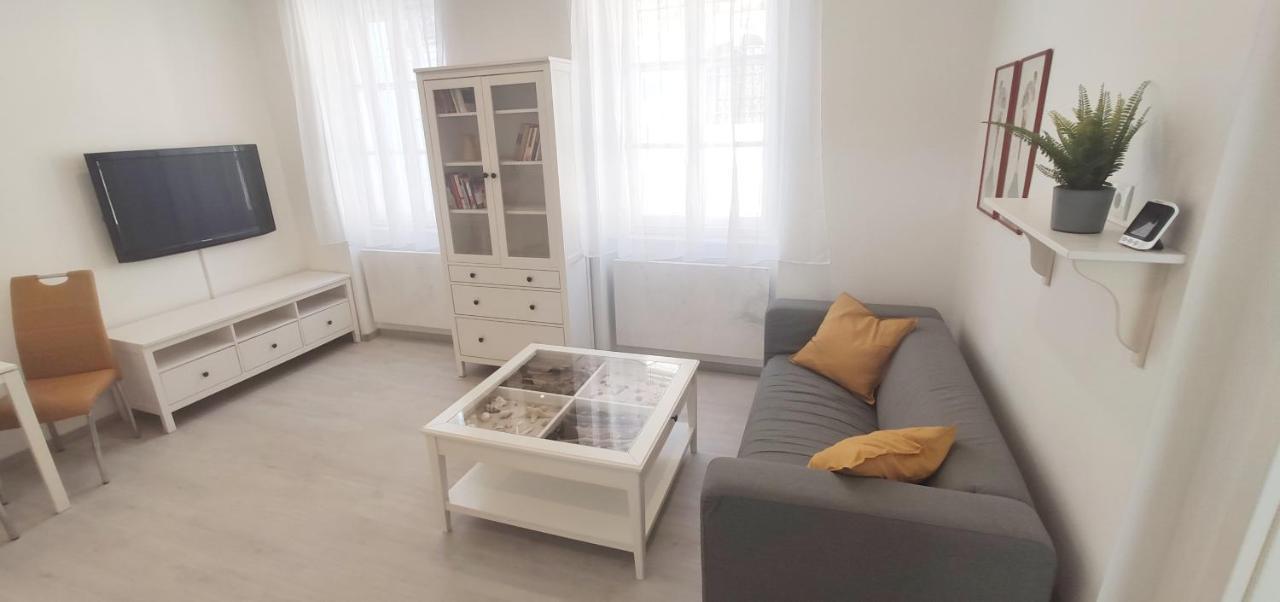 וינה Gemuetliche Zweiraumwohnung In Ruhelage מראה חיצוני תמונה